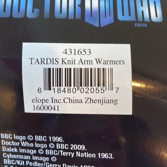 Dr Who fingerless gloves - Picture 3 of 5